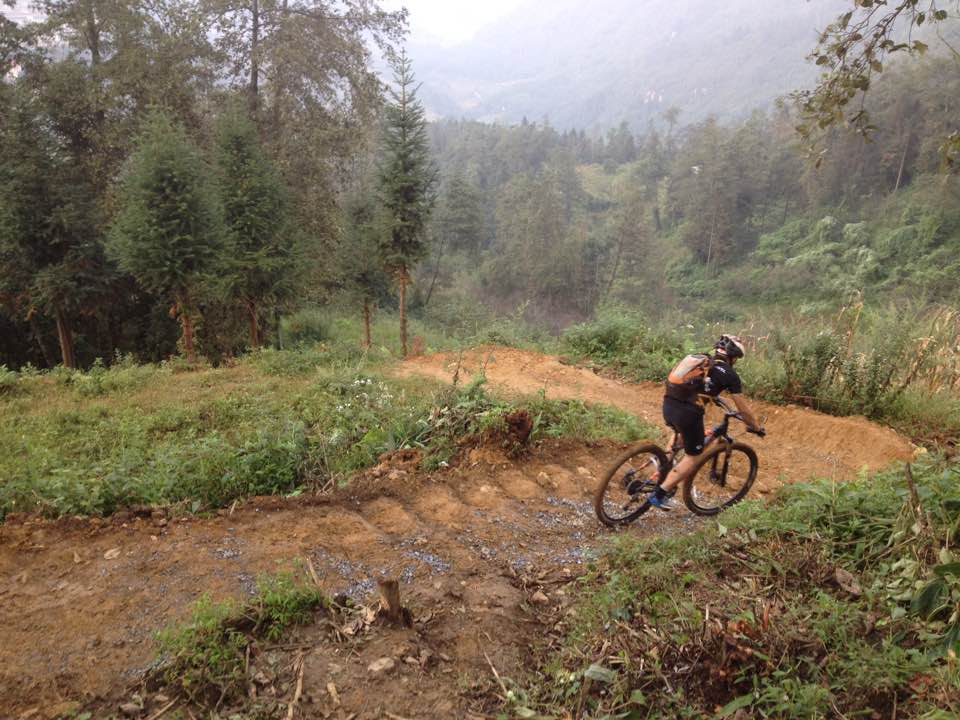 Offroad Mountain Bike Tour in Vietnam from Bac Ha to Ha Giang 8 Days